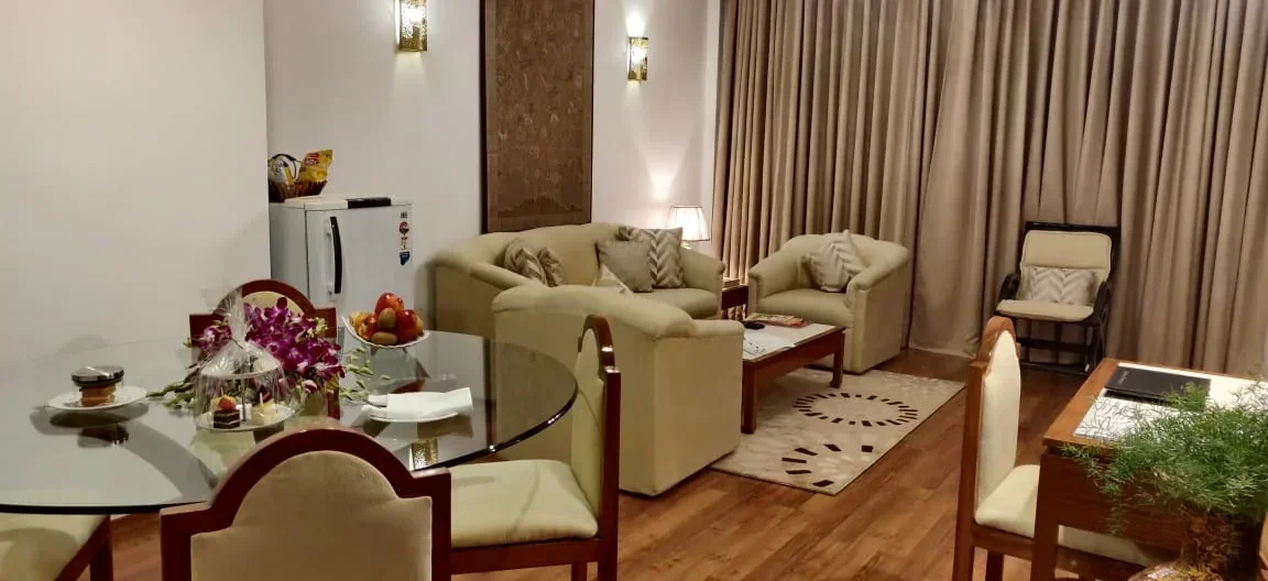 Suite at Hotel Clarks Shiraz Agra near Taj Mahal – Book Agra Hotel Room