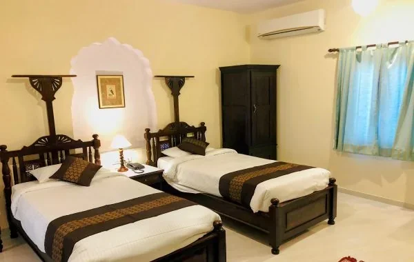 Khandela Haveli Heritage Hotel Jaipur – Hotel Room in Jaipur